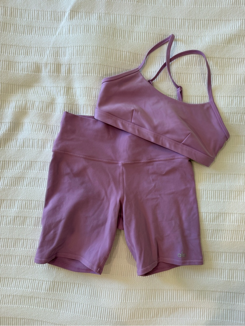 ALO Lavender Sports Bra & Bike Shorts Set
